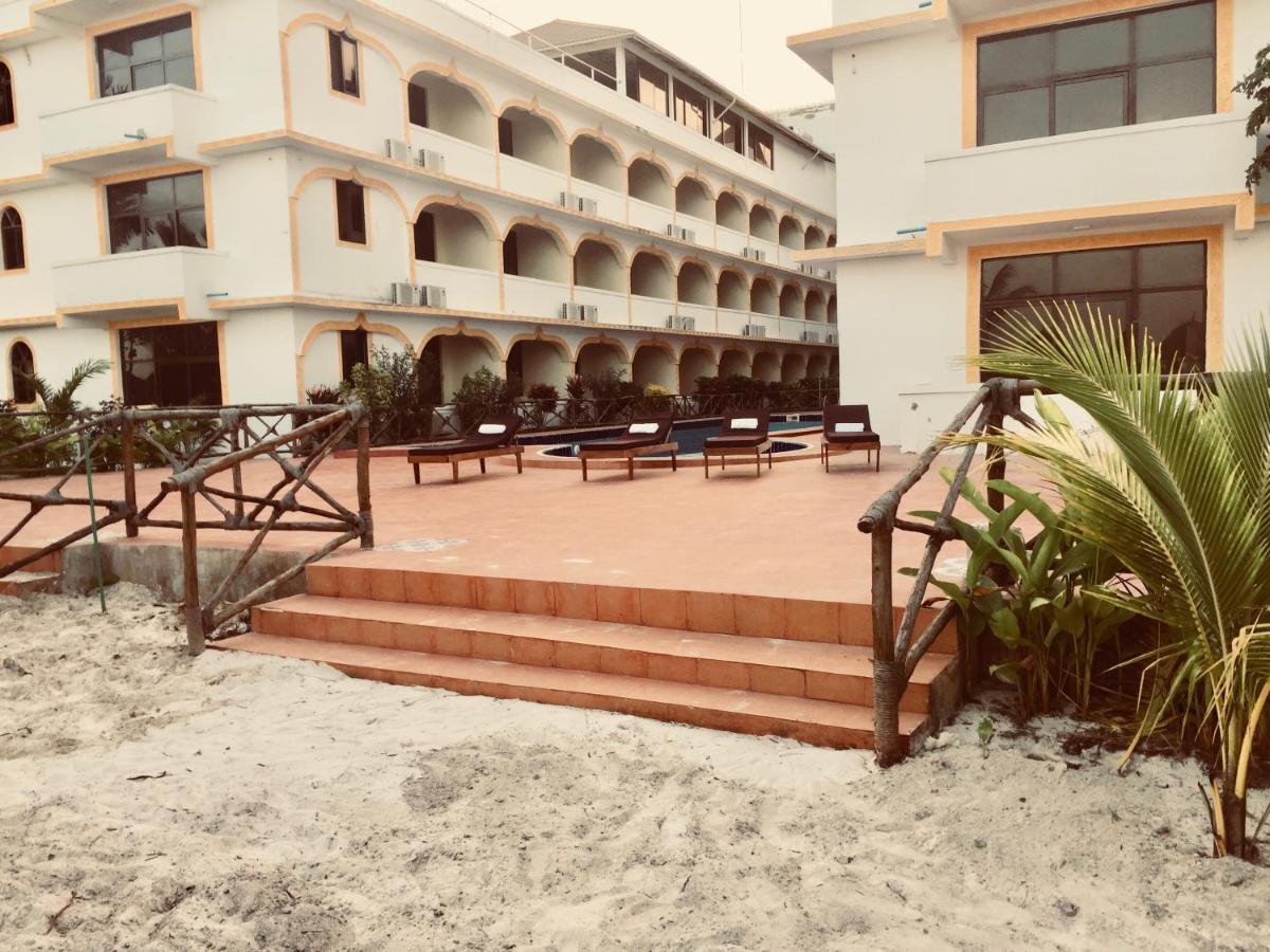 Hotel Mandhari Matemwe 4*
