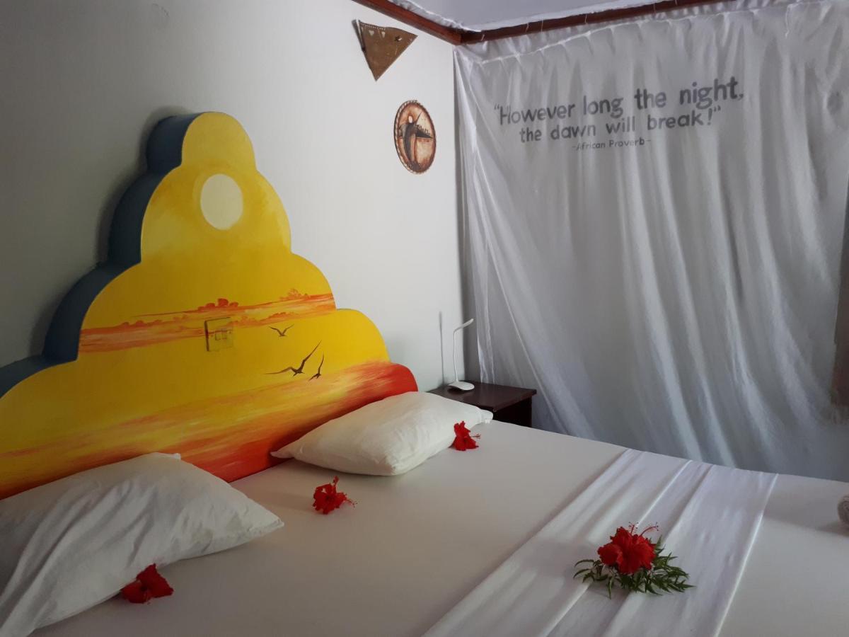 Mustapha' S Place 3* Bwejuu