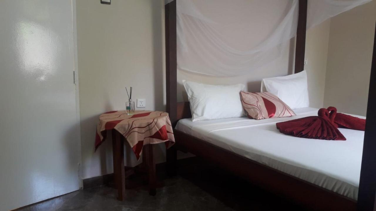 Blue Dolphin Bay Bed & Breakfast 3*