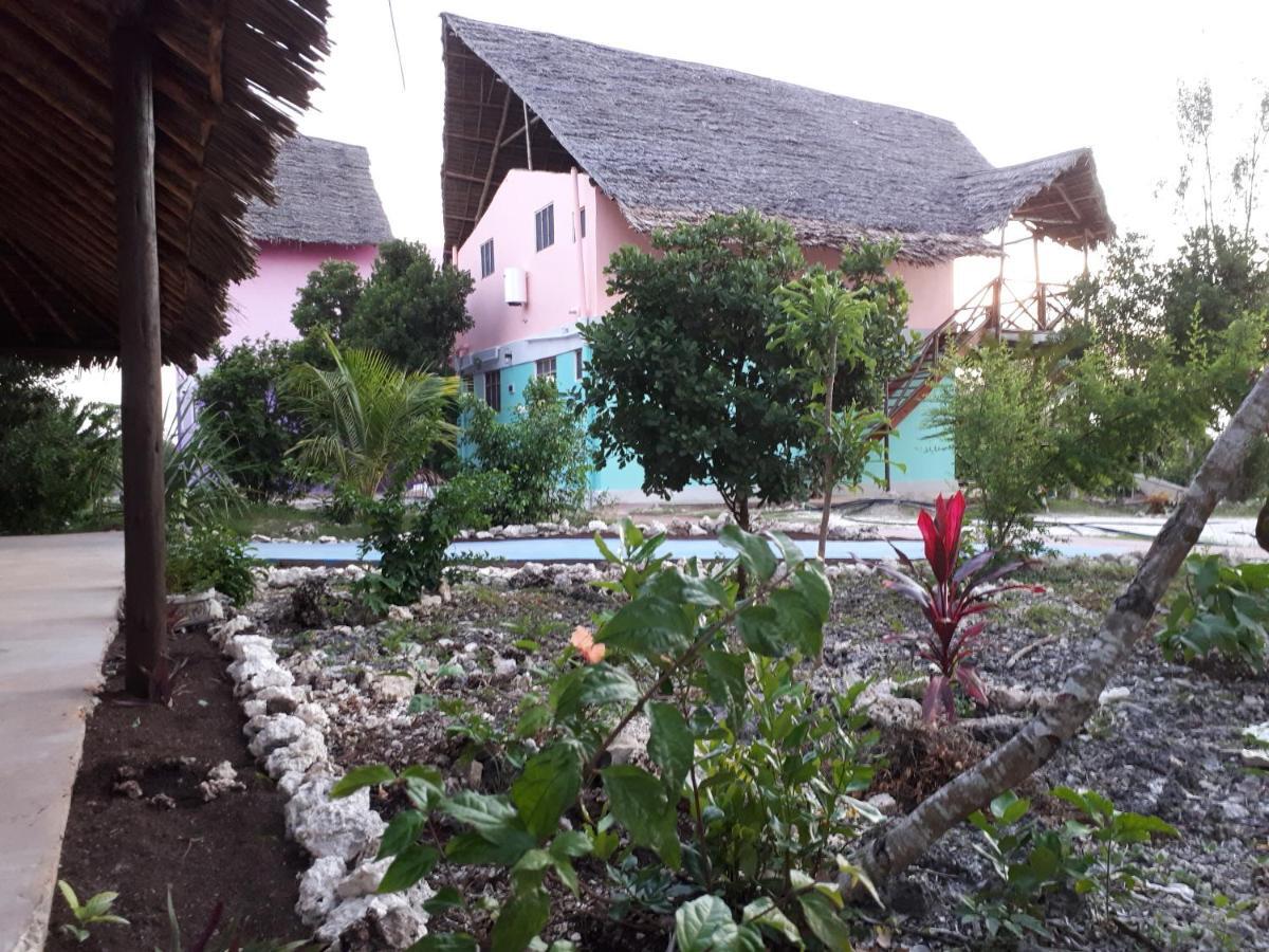 Jua Peponi Lodge