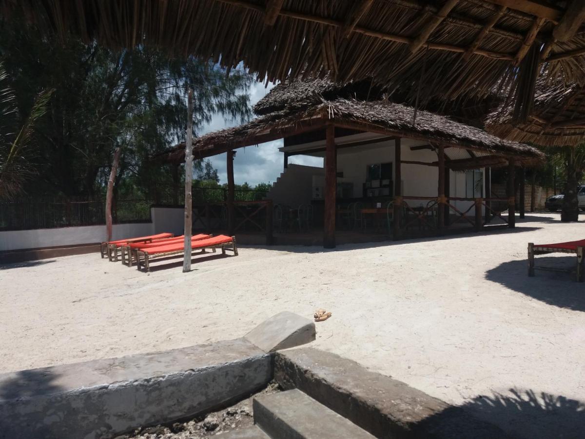 Blue Dolphin Bay Bed & Breakfast 3*