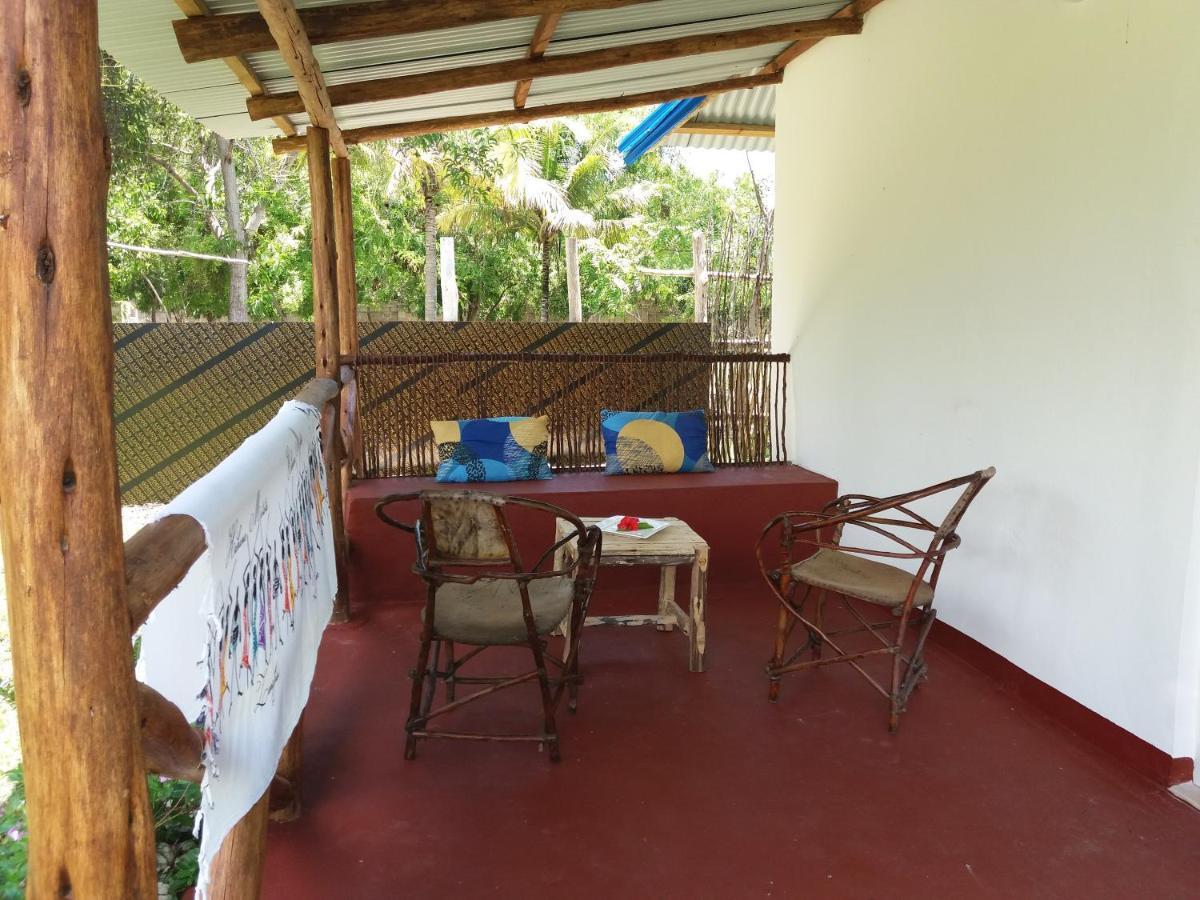 Blue Dolphin Bay Bed & Breakfast 3*