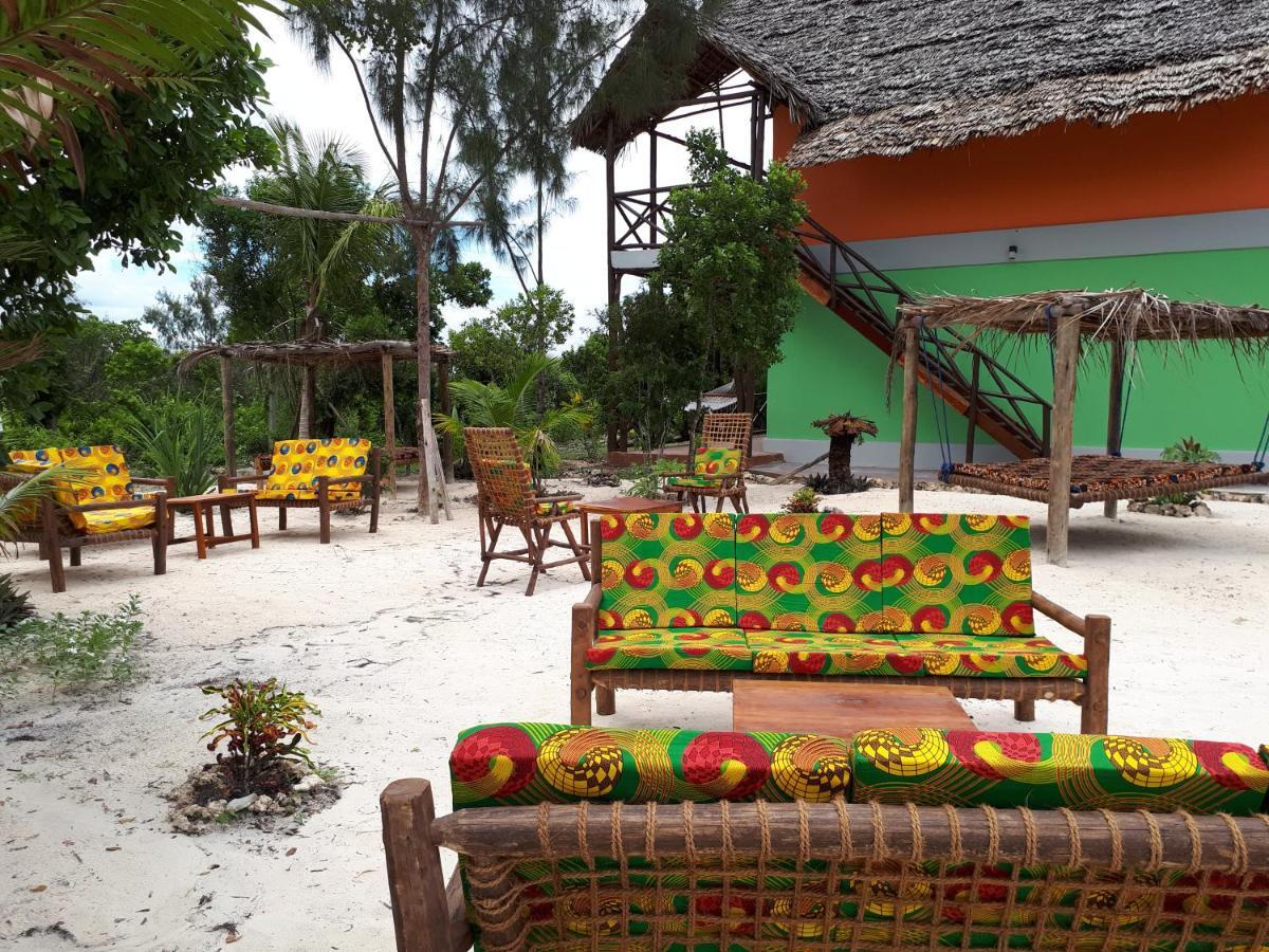 Lodge Jua Peponi *