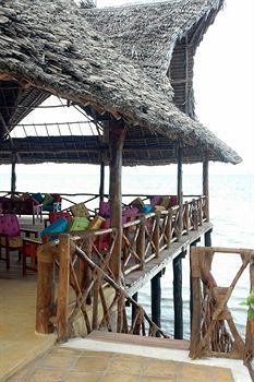 Ngalawa Village Hotel 3*
