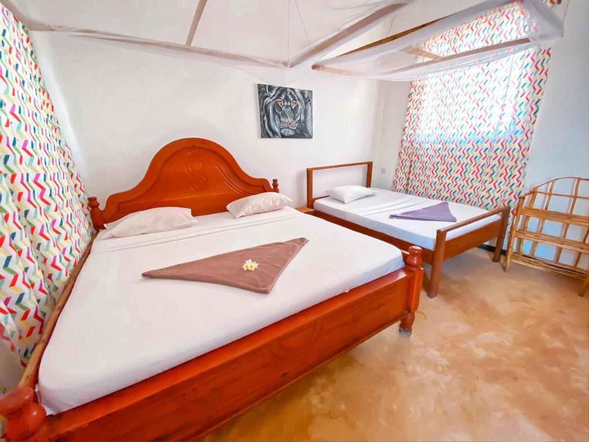 Papaya Hotel