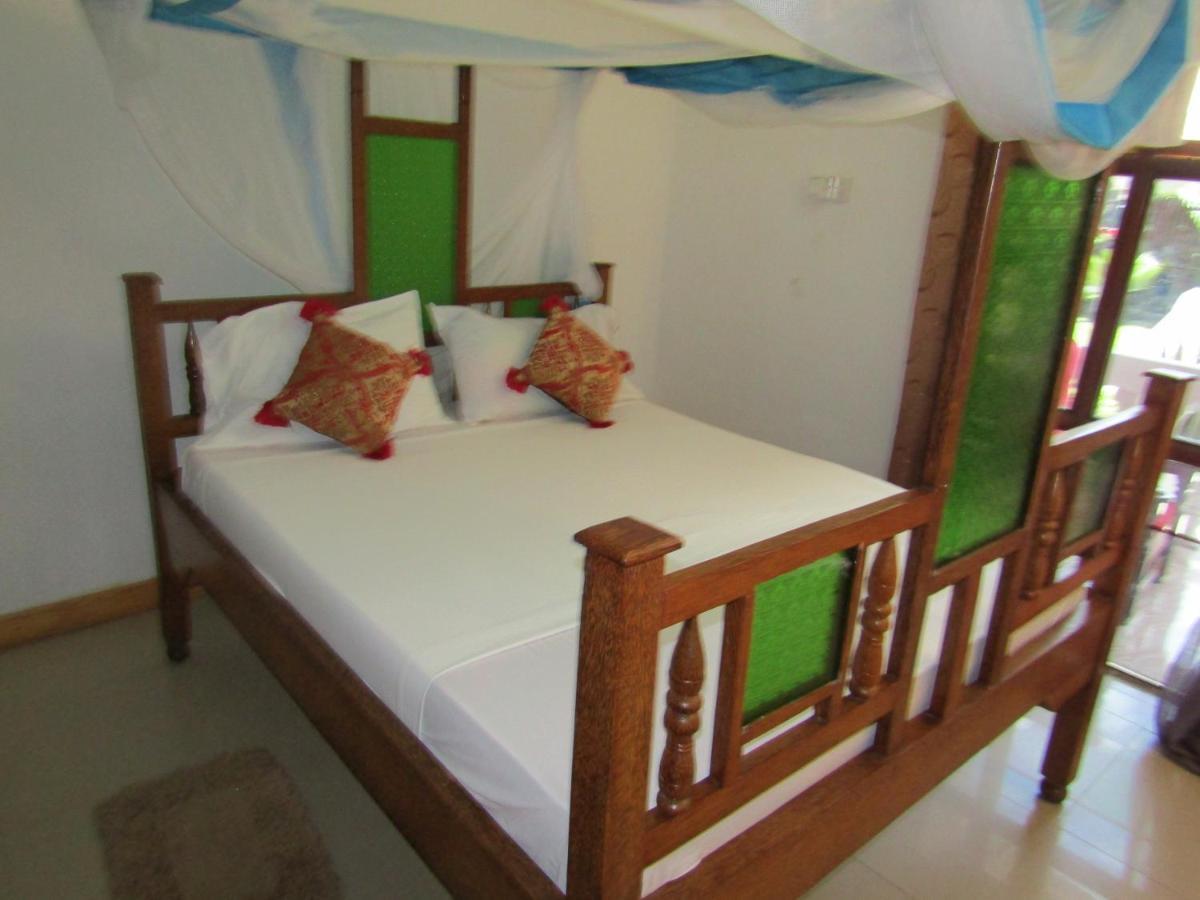 Kivulini And Restaurant Bed & Breakfast Nungwi