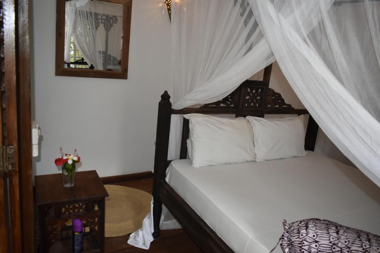 Meliks Guest house 3*