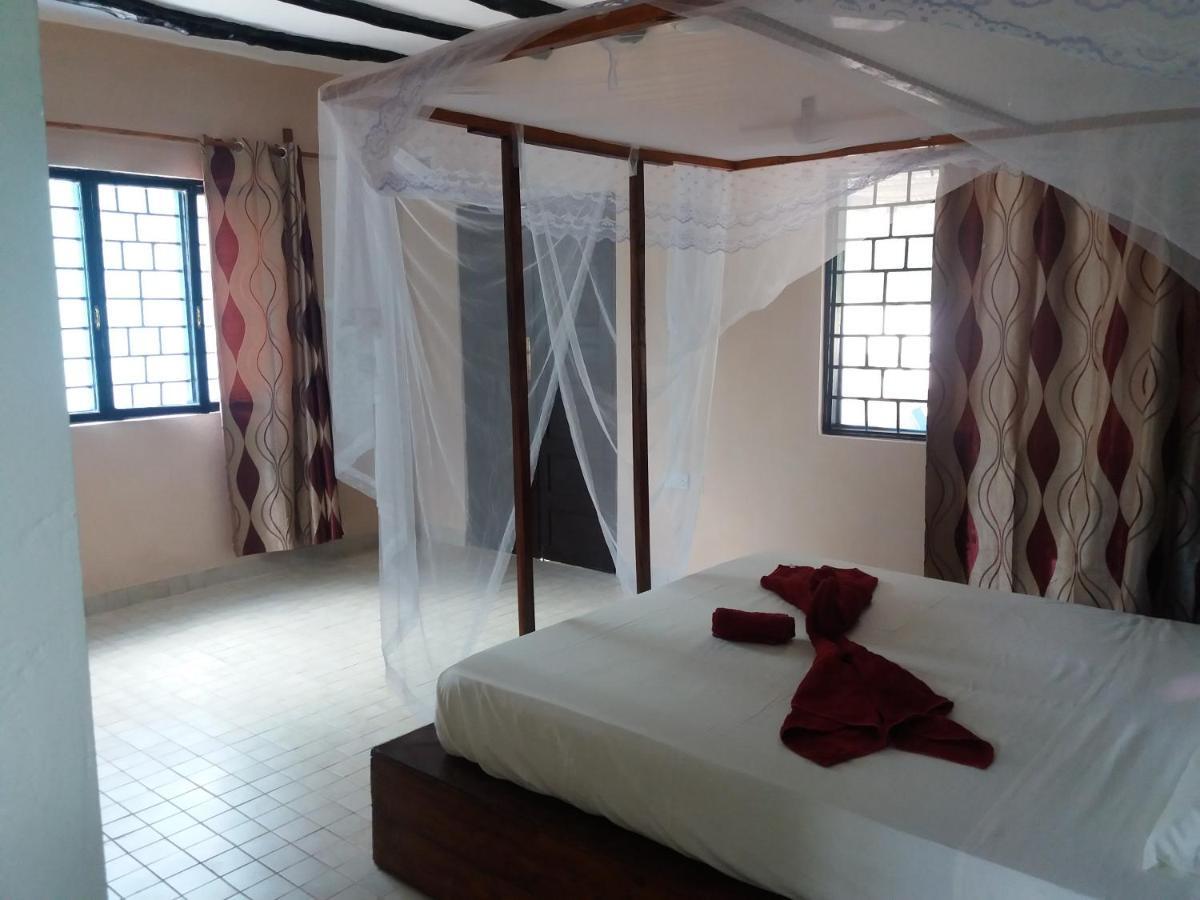 Bed & Breakfast Blue Dolphin Bay Zanzibar