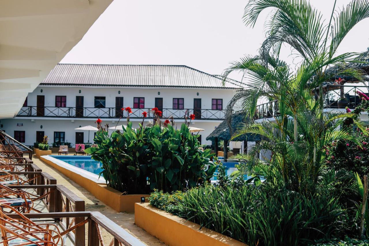 Amaan Hotel 3*