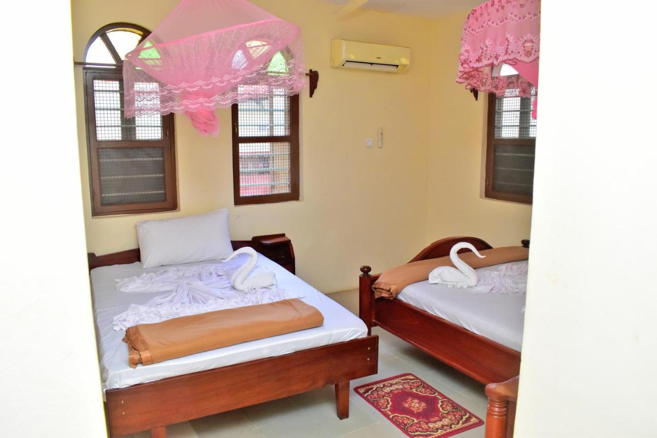 Funguni Palace 3*