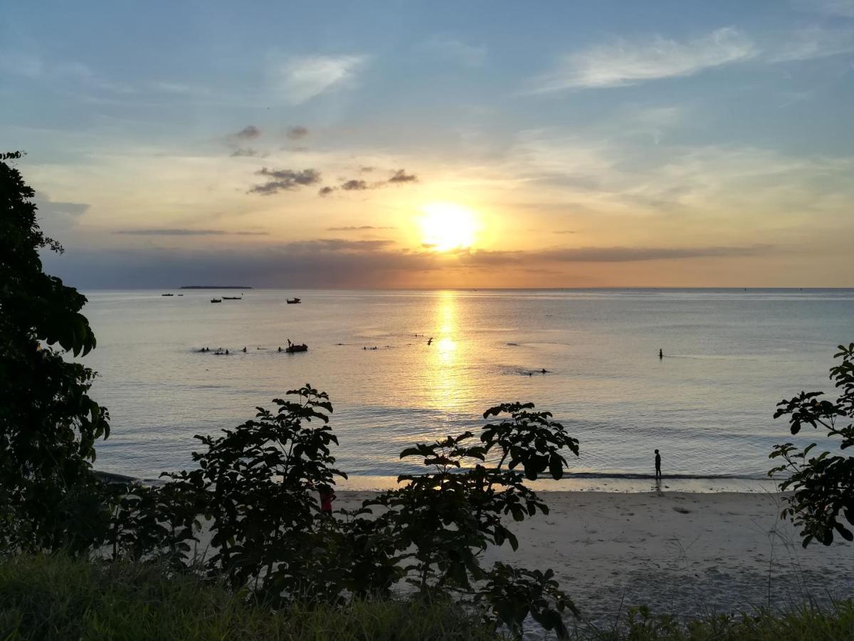 Jabar * Zanzibar