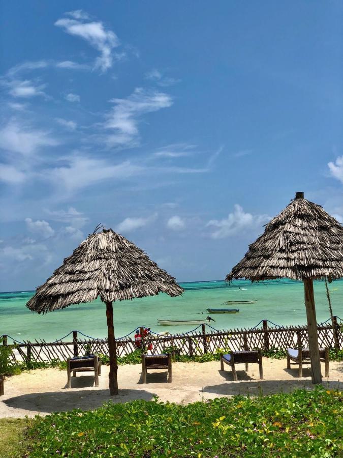 White Sands * Paje