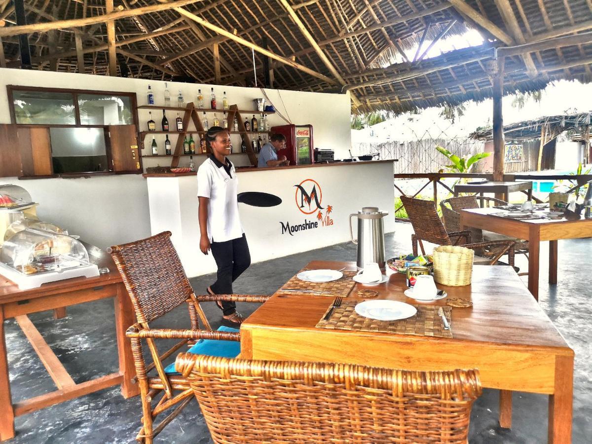 Moonshine Hotel Pwani Mchangani