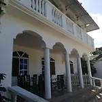 Salhiya Lodge