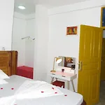 Shamanice Lodge
