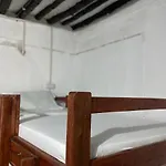 Emerald Palm Hostel