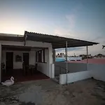 Flamingo Guest House Znz
