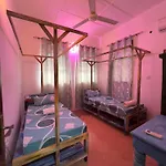 Shaan Inn