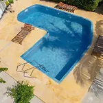 Uwende Villa Resort
