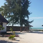 Bliss Beach Lodge