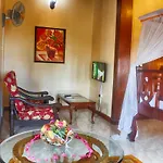 Tausi Palace Hotel