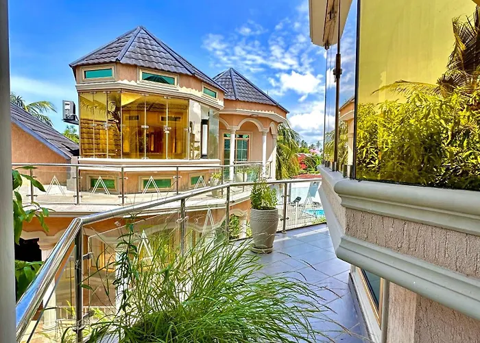 The O.C Luxury Rooms