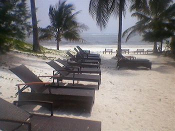 White Zanzibar 3*