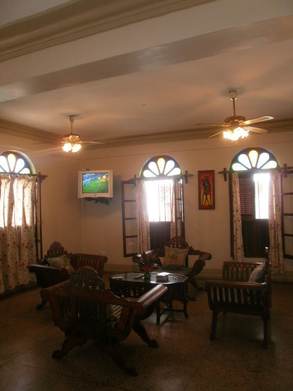 Asmini Palace Hotel