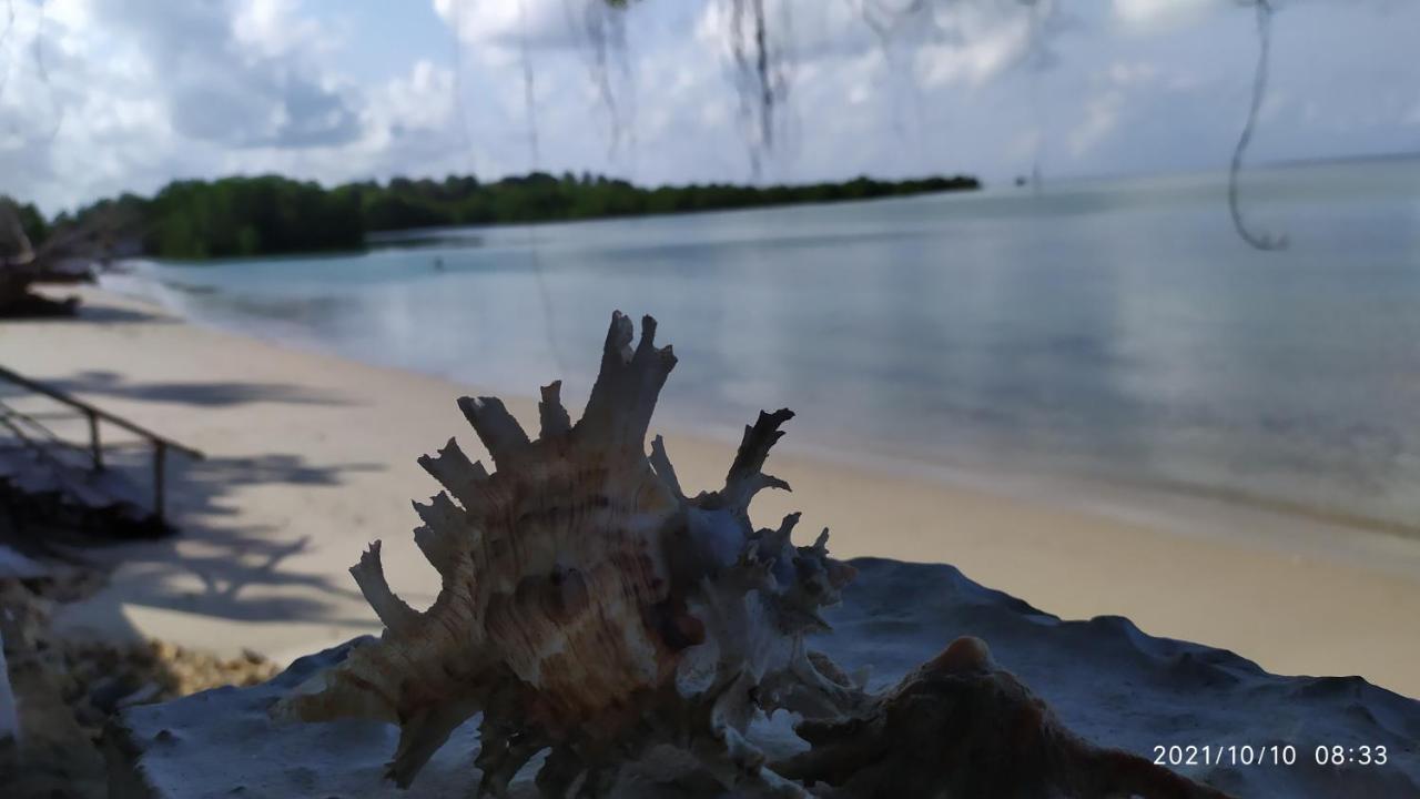 Menai Bay Unguja Ukuu