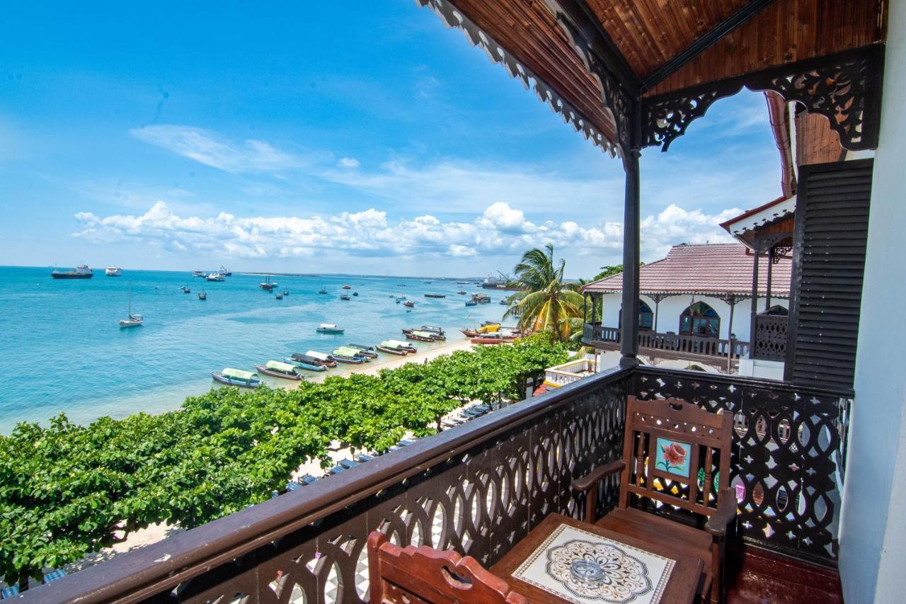 Tembo House 4*