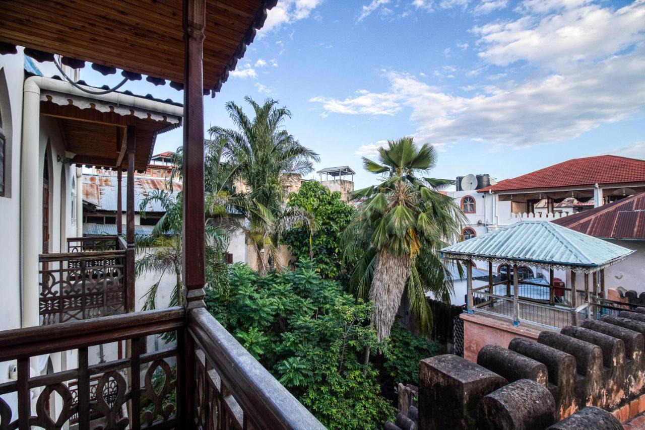 Tembo Bed & Breakfast