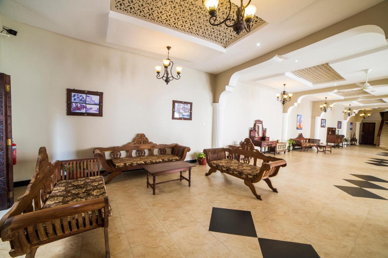Tembo Palace 4*