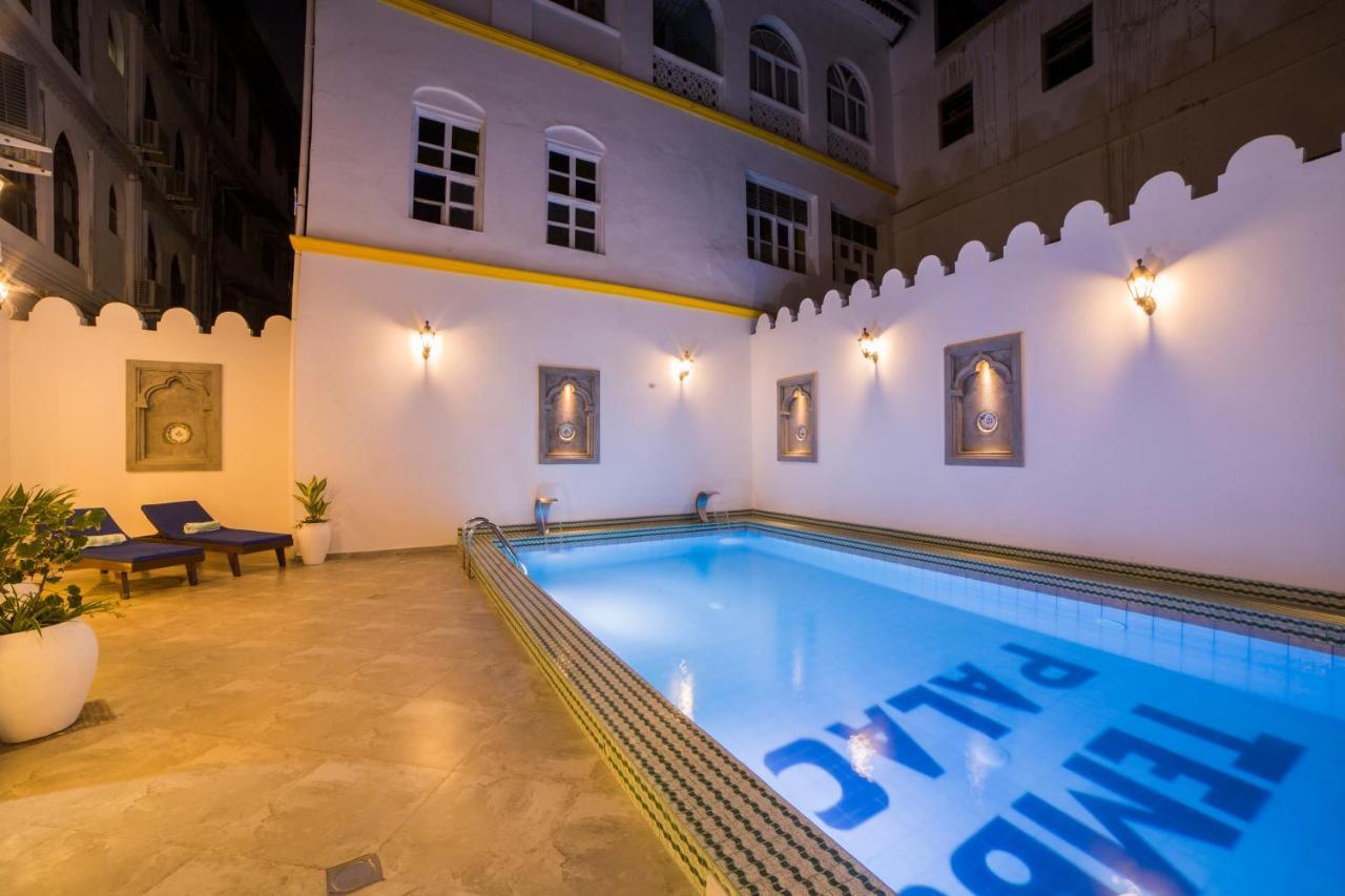 Tembo House 4*