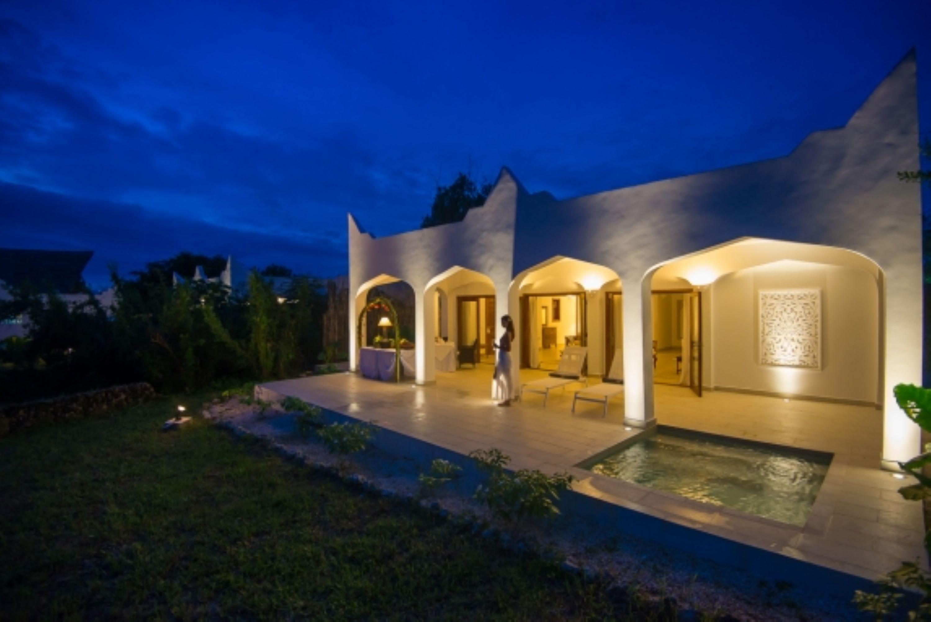 Konokono And Isaraya Luxury Overwater Resort 5*