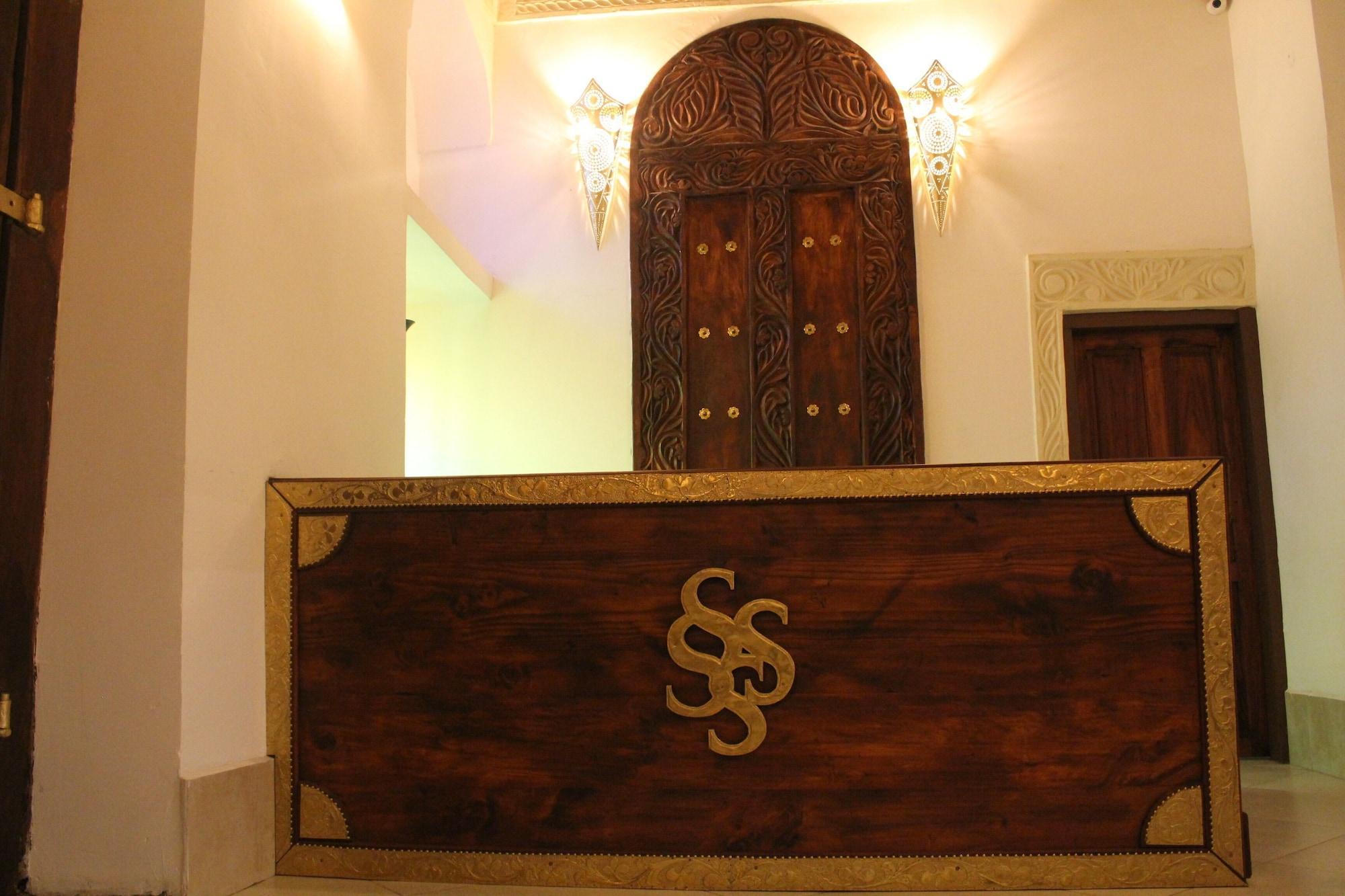 Bed & Breakfast Smiles Stone Town