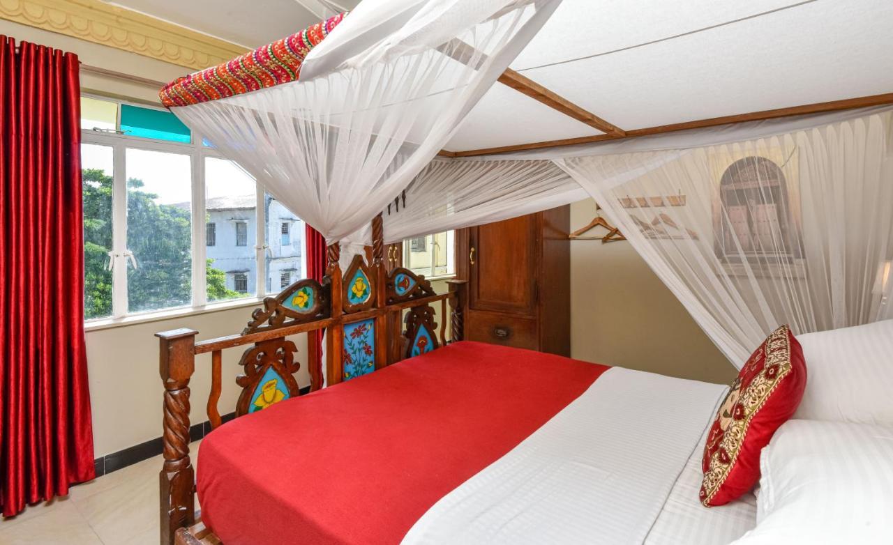 Tembo House
