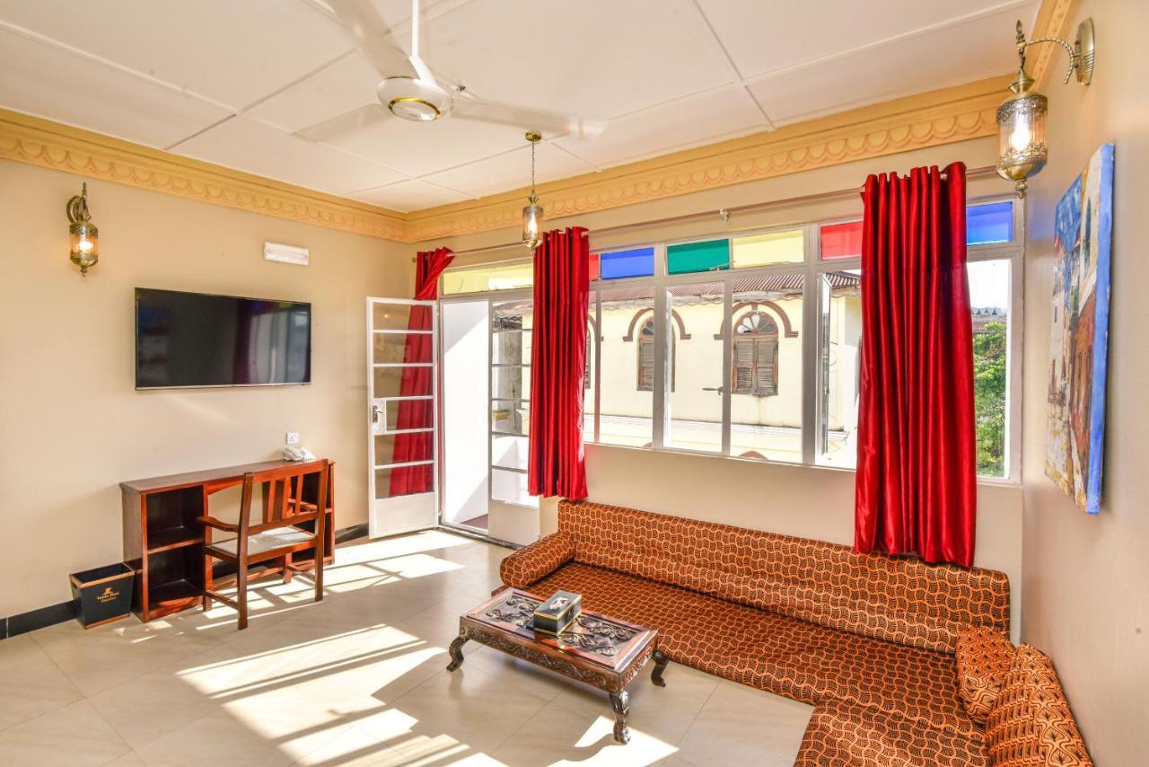 Tembo House