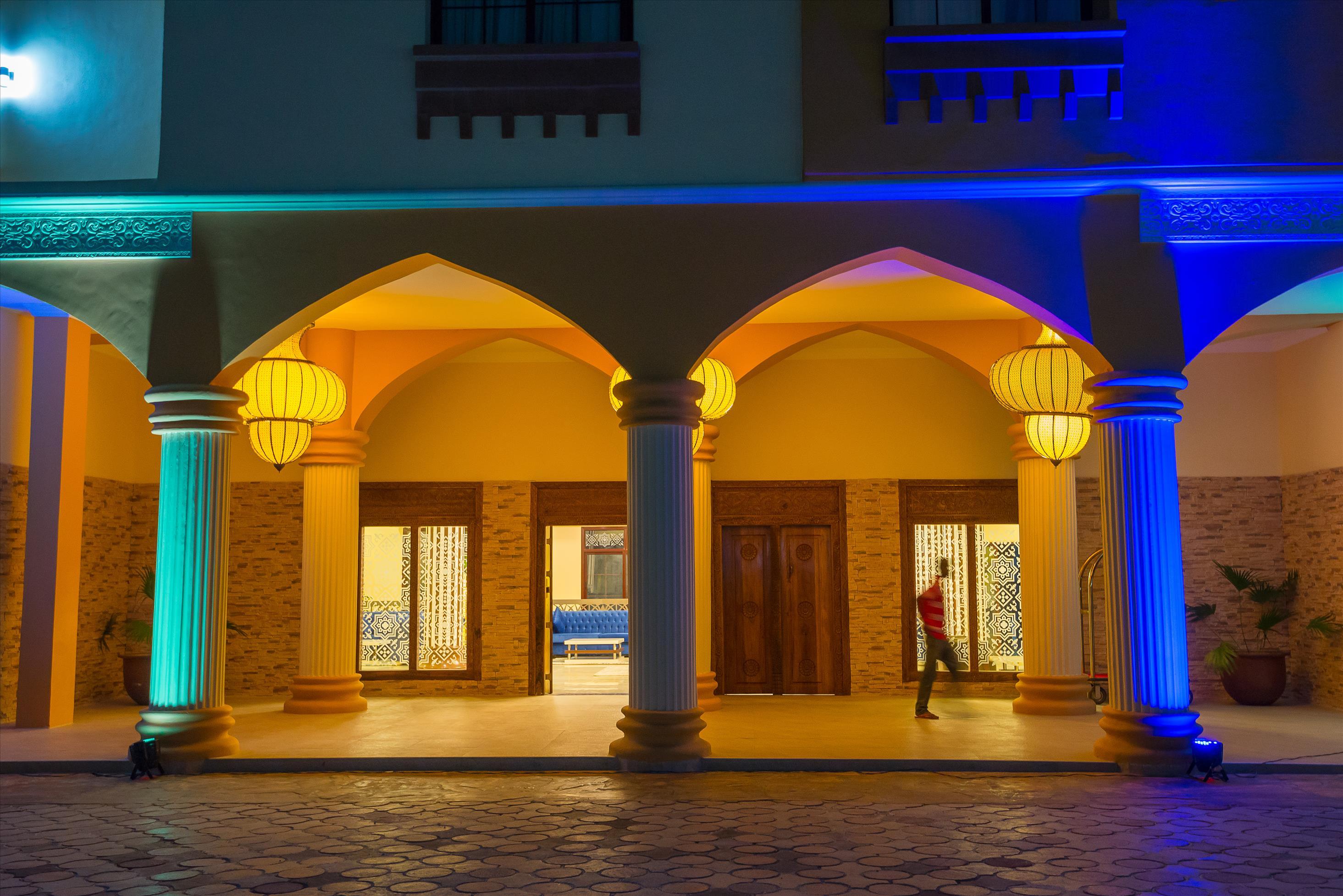 Golden Tulip Hotel 4*