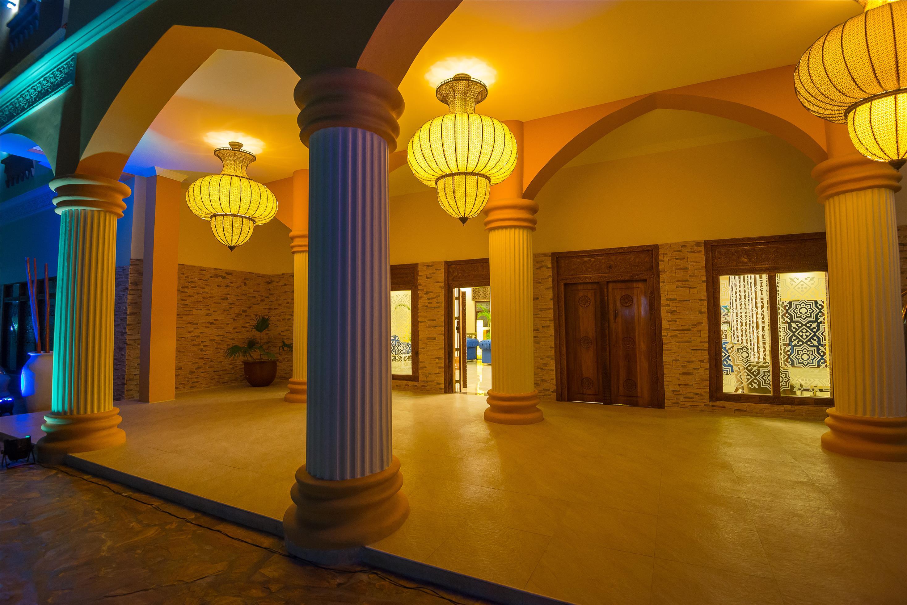 Hotel Golden Tulip 4*
