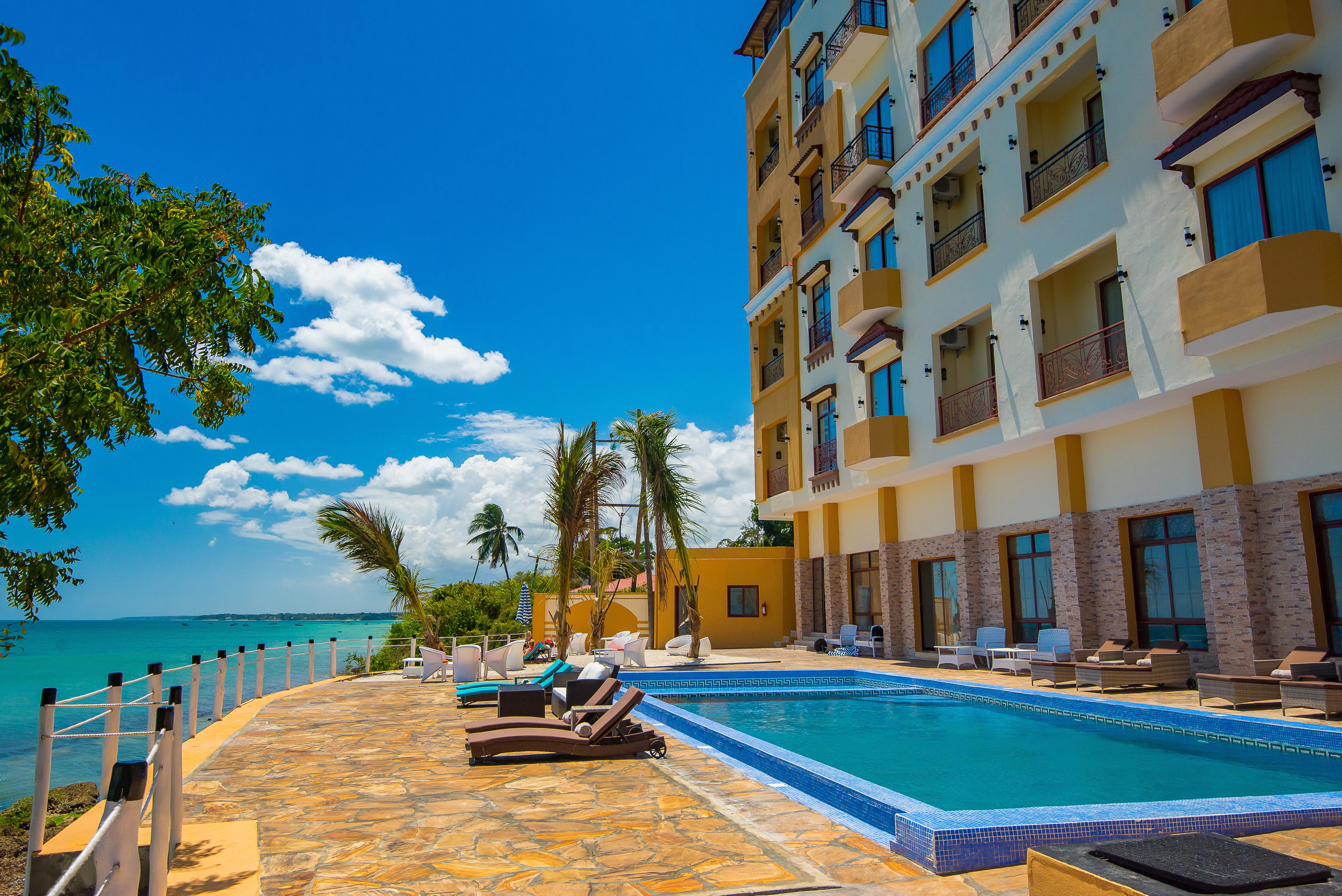 Golden Tulip Hotel