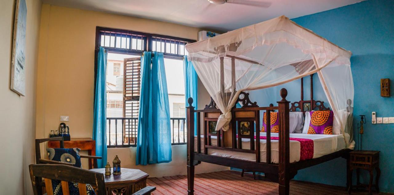 Hotel Emerald Palm *