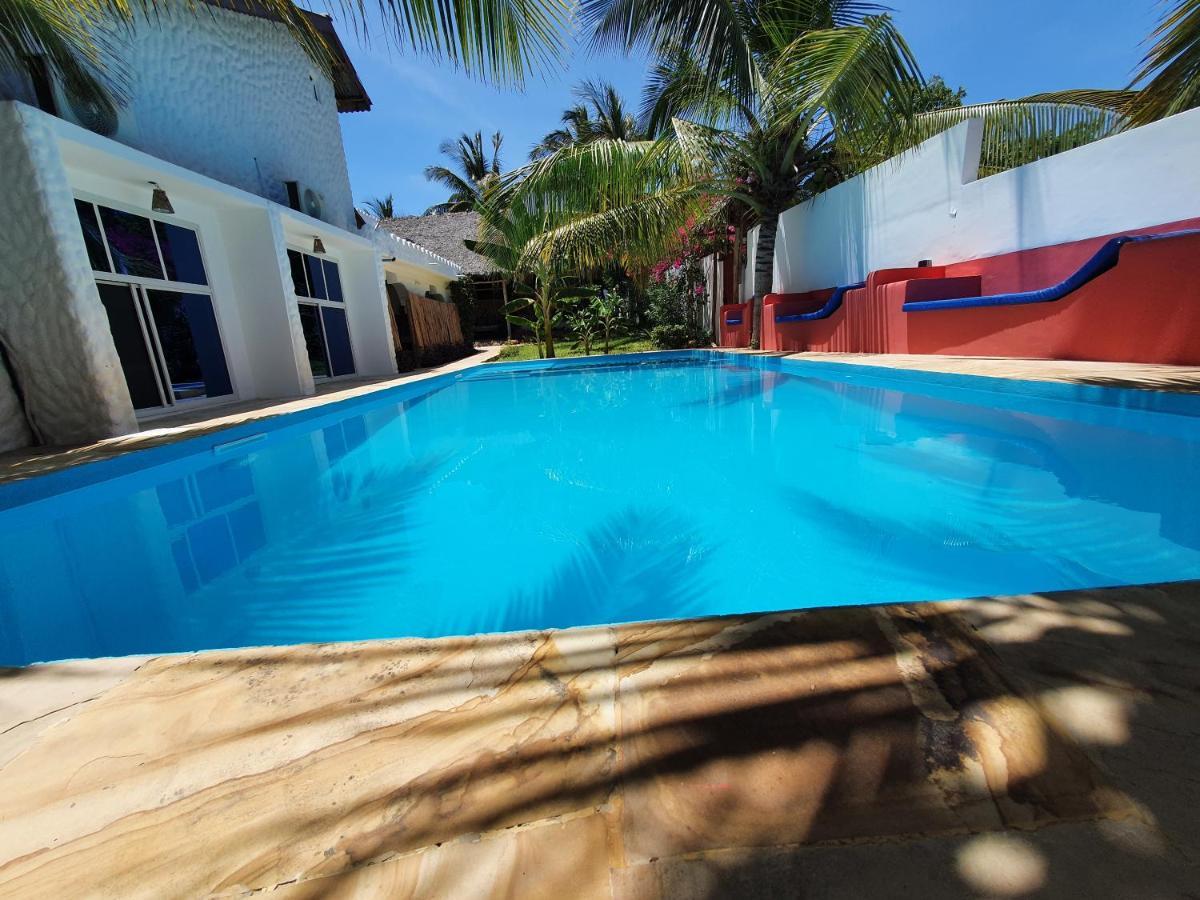 Baridi Bed & Breakfast 2*
