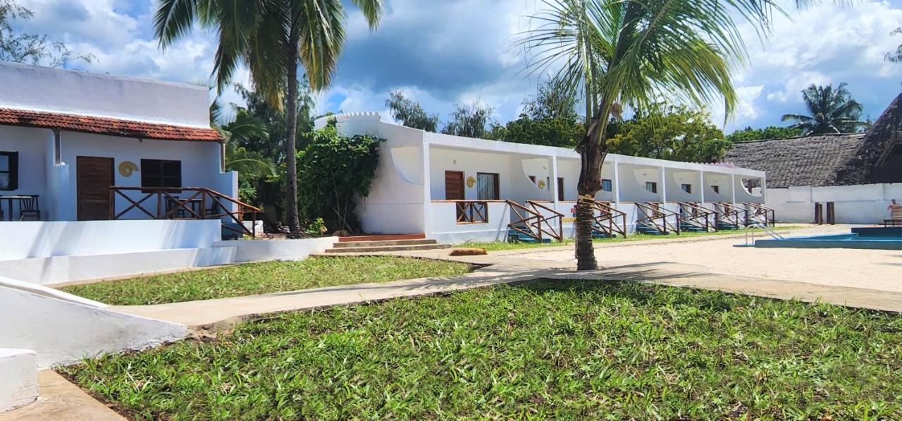 Hotel Nautilus Boutique Uroa