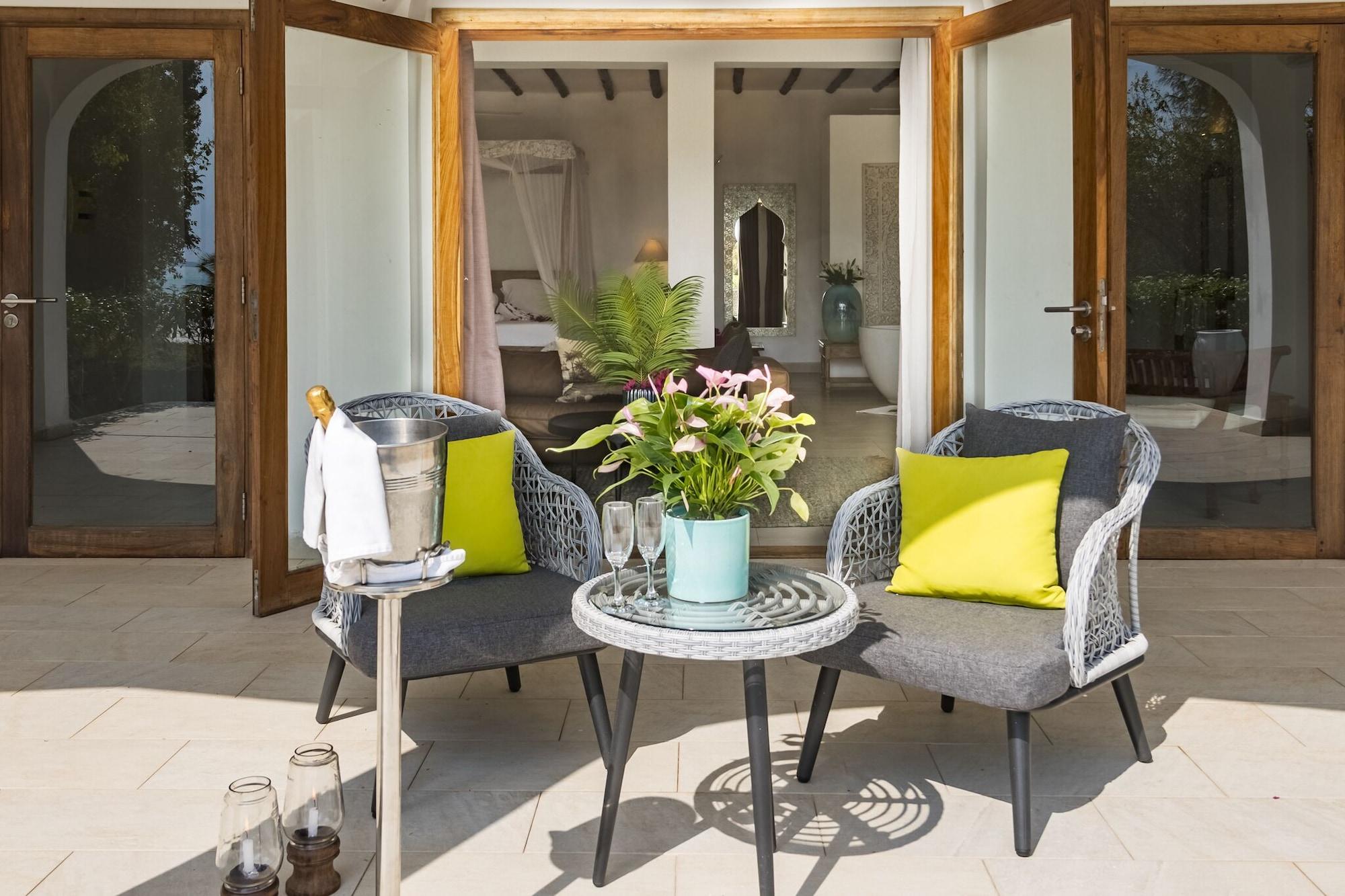 Konokono And Isaraya Luxury Overwater