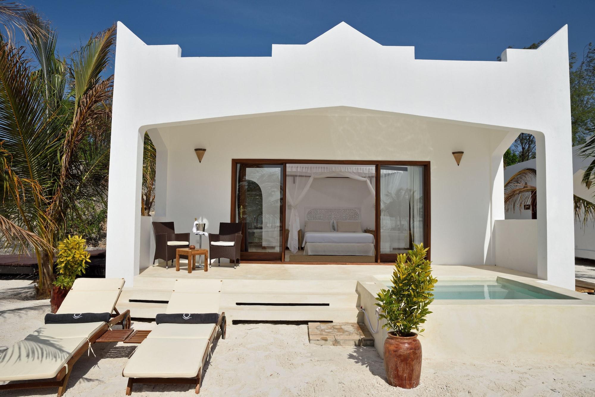 Konokono And Isaraya Luxury Overwater Resort 5*