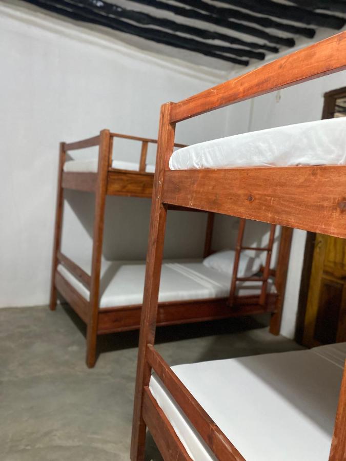 Hostel Emerald Palm