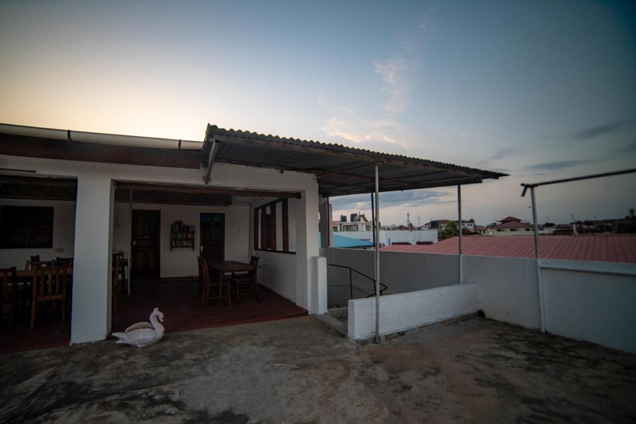 Bed & Breakfast Flamingo Znz *