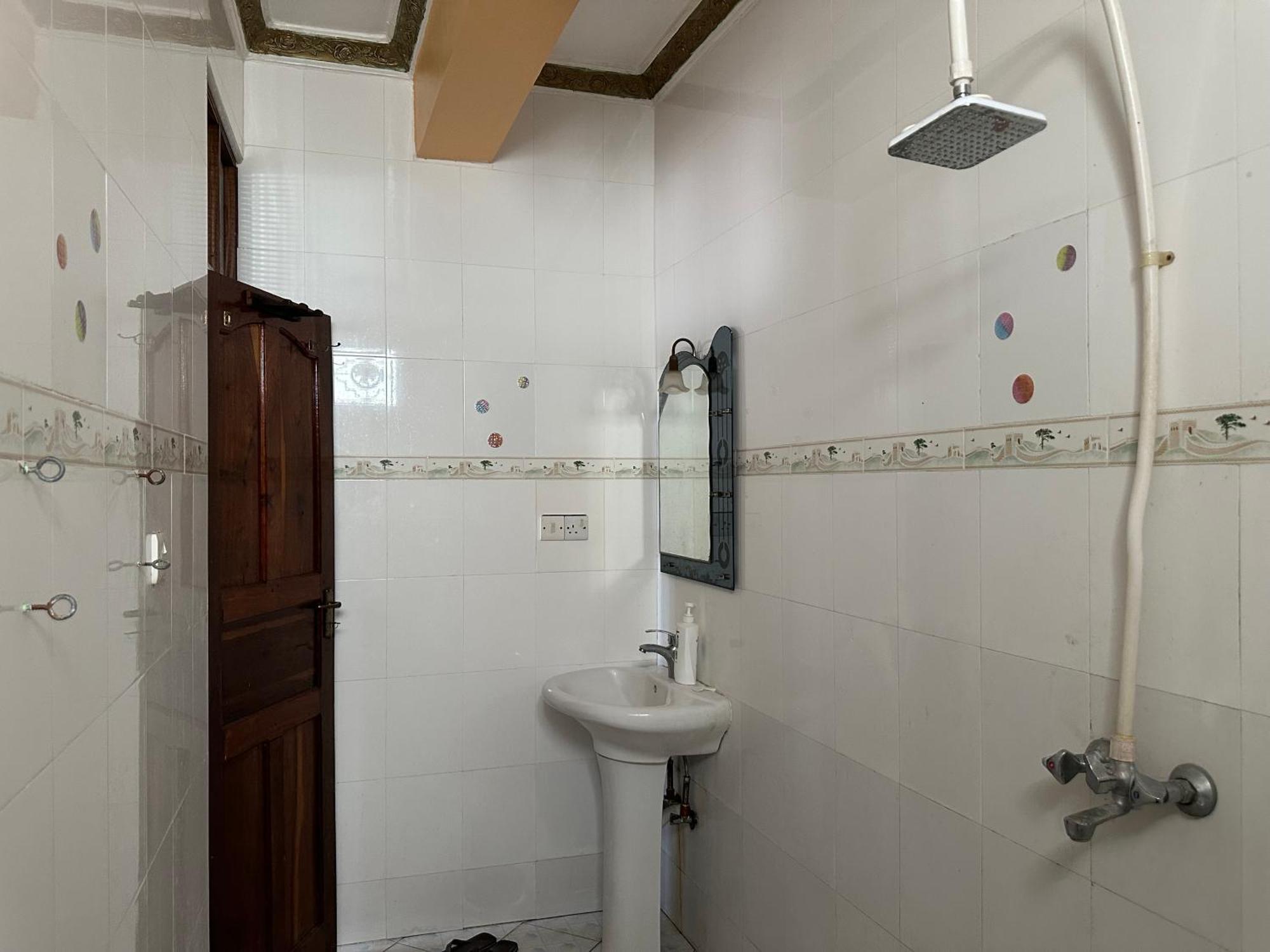 Pazuri Apartment *
