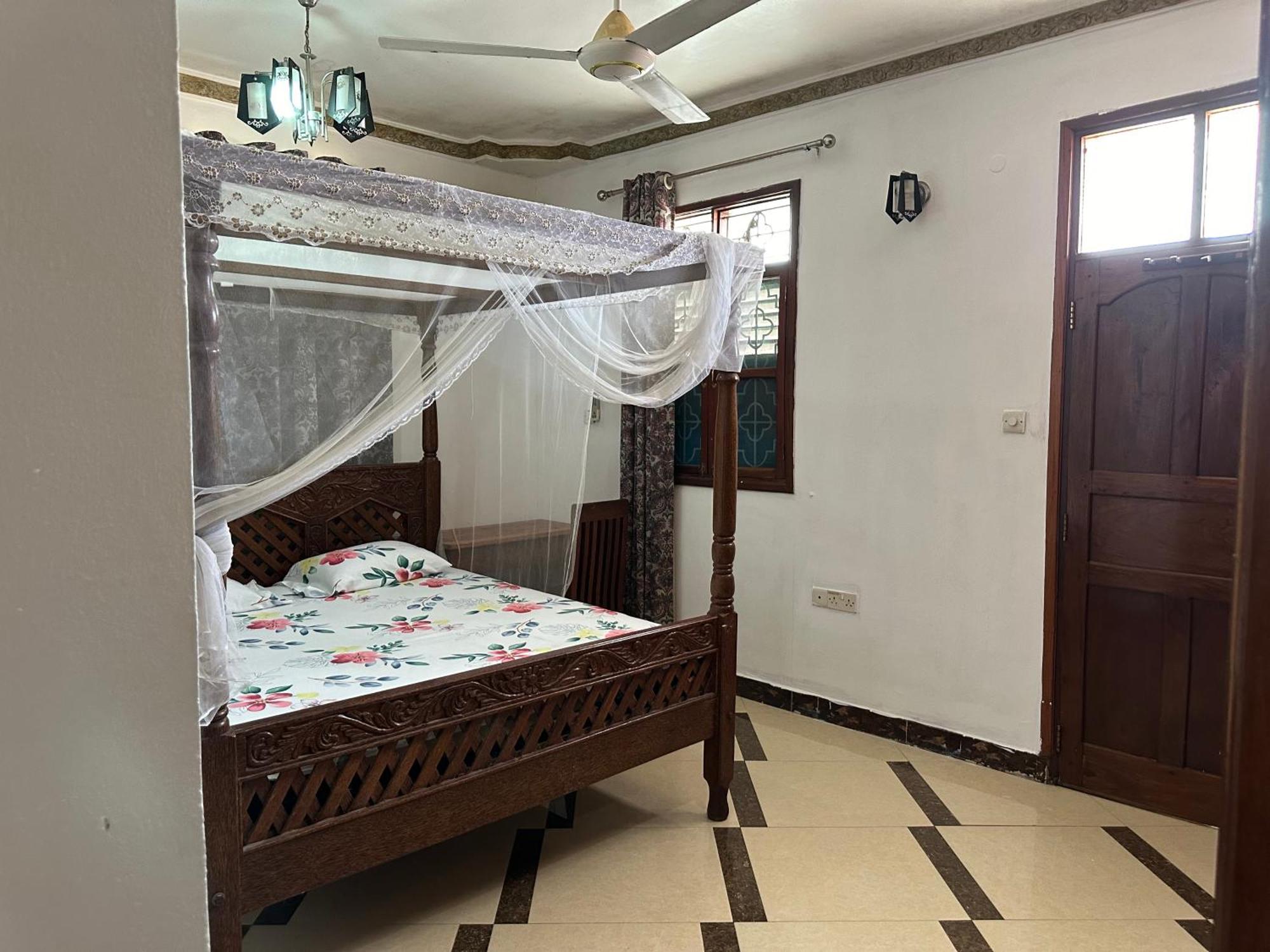 Pazuri Apartment *