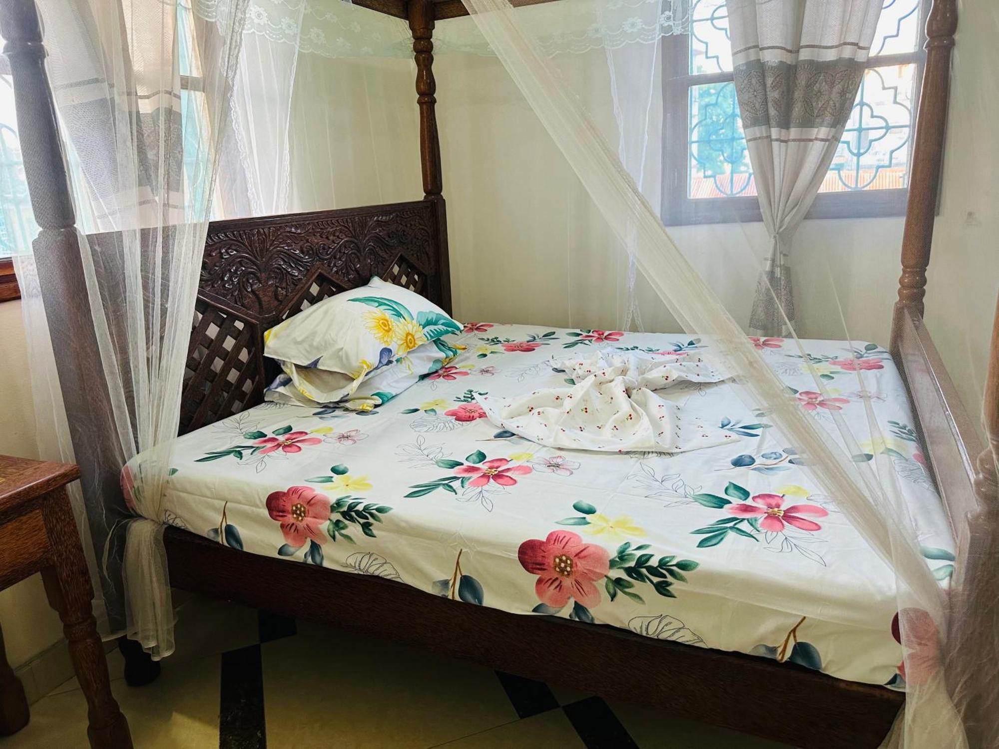 Pazuri Apartment *